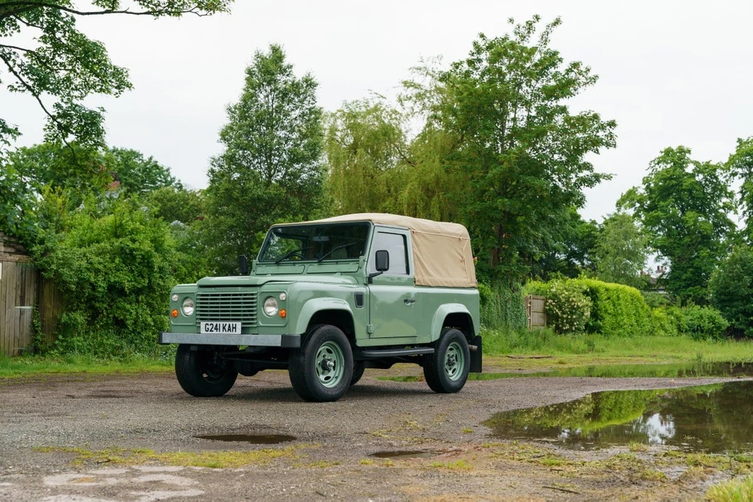 1990 Land Rover Defender 90 - Image 8 of 30