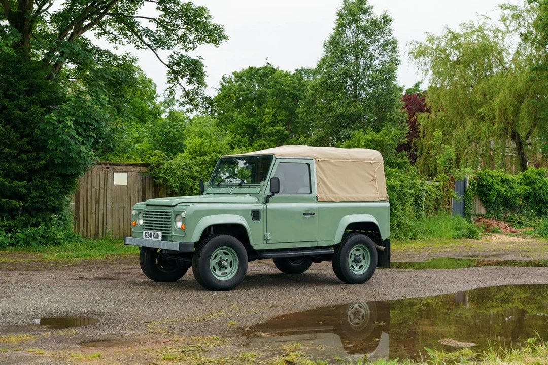 1990 Land Rover Defender 90 - Image 9 of 30