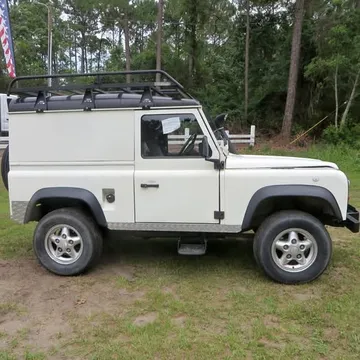1990 Land Rover Defender