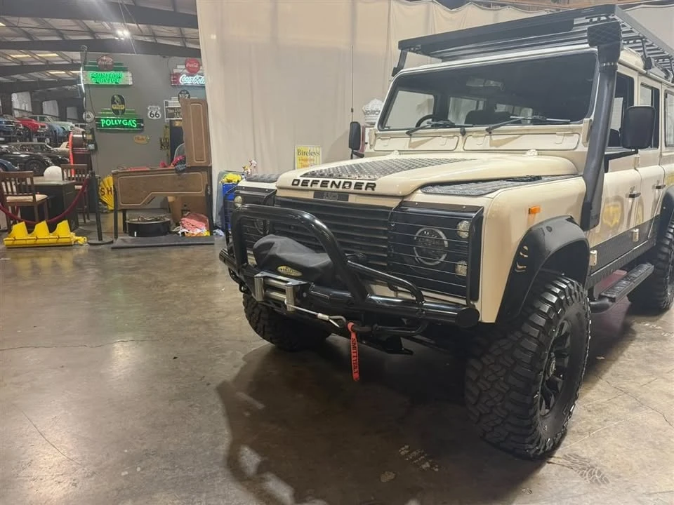 1990 Land Rover Defender - Image 9 of 20