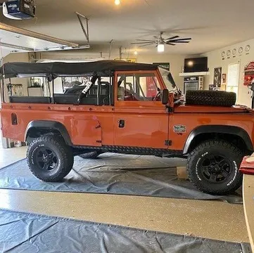 1990 Land Rover Defender