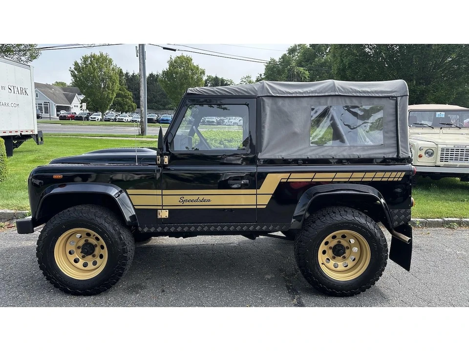 1990 Land Rover Defender - Image 2 of 31