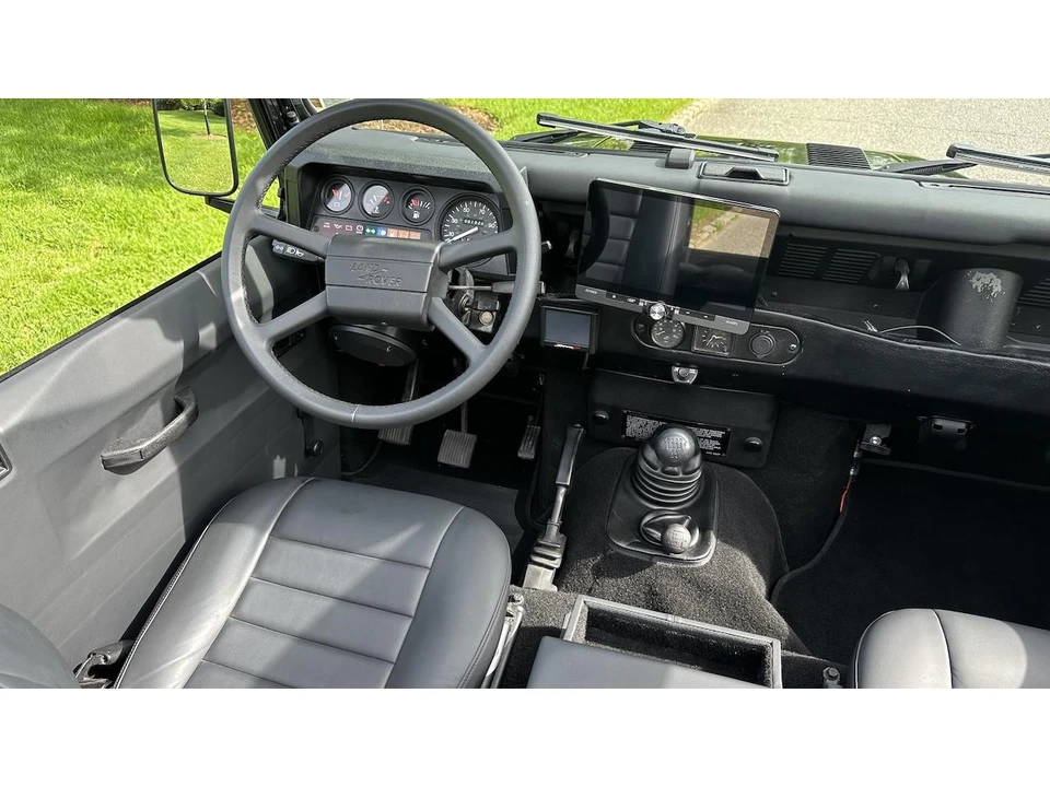 1990 Land Rover Defender - Image 24 of 31