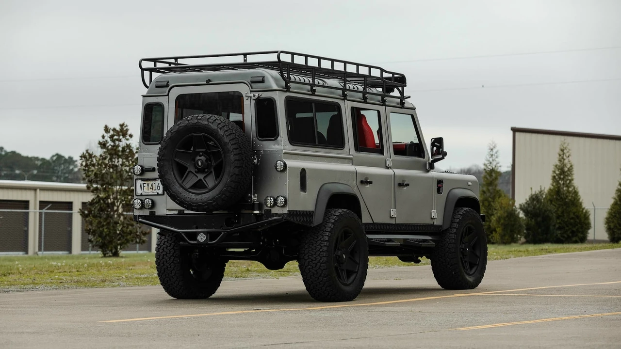 1990 Land Rover Defender - Image 13 of 31