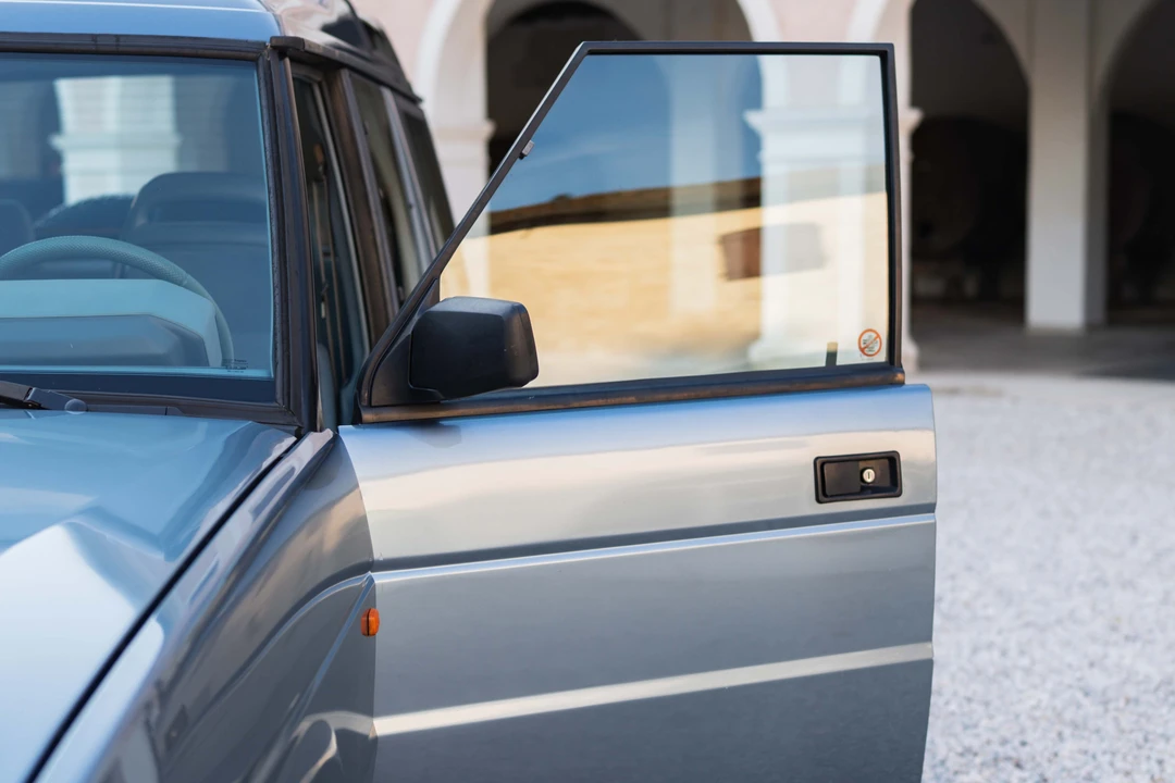 1990 Land Rover Discovery 1st Gen - Image 19 of 31