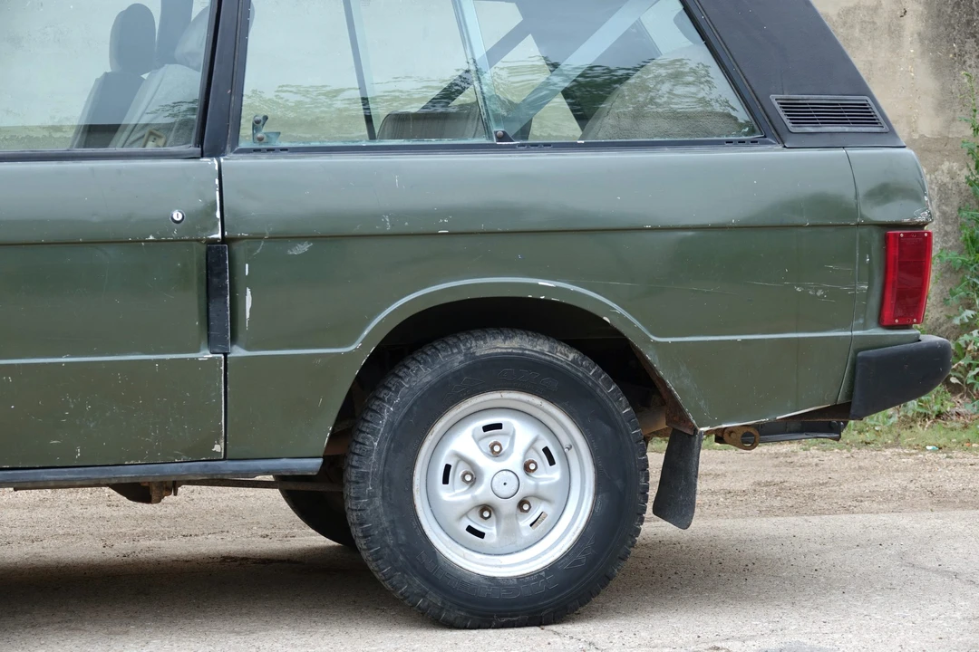 1990 Land Rover Range Rover Classic - Image 13 of 31