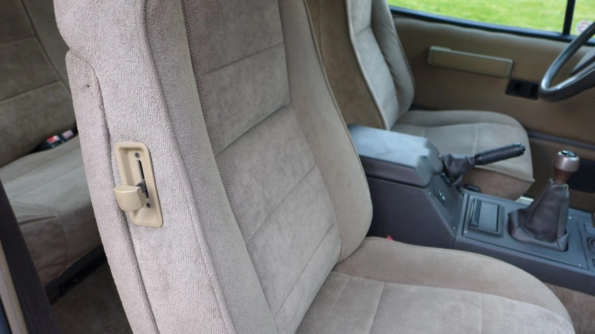 1990 Land Rover Range Rover Classic - Image 24 of 30