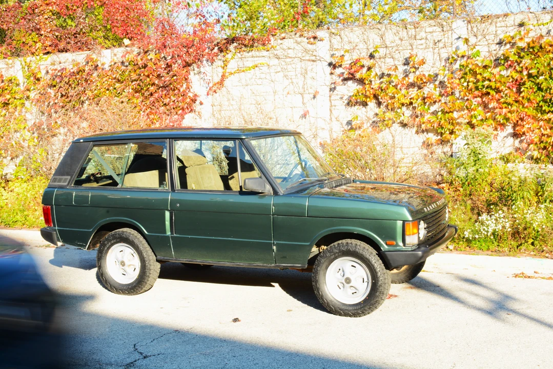 1990 Land Rover Range Rover Classic - Image 14 of 31