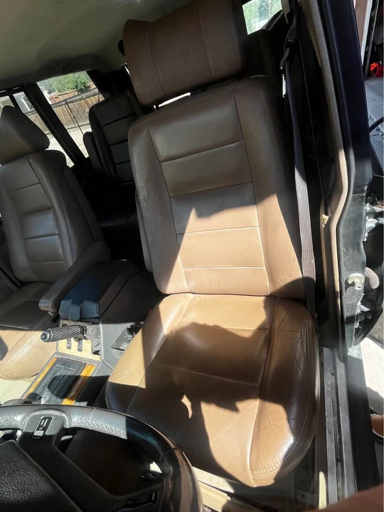 1990 Land Rover Range Rover Classic - Image 11 of 15