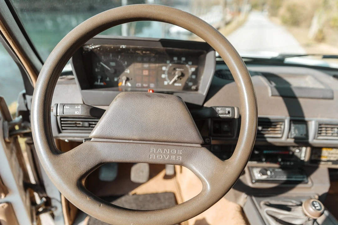 1990 Land Rover Range Rover Classic - Image 31 of 31