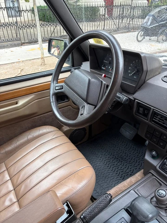 1990 Land Rover Range Rover Classic - Image 13 of 19