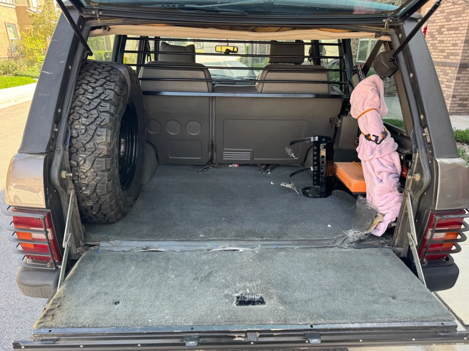 1990 Land Rover Range Rover Classic - Image 15 of 30