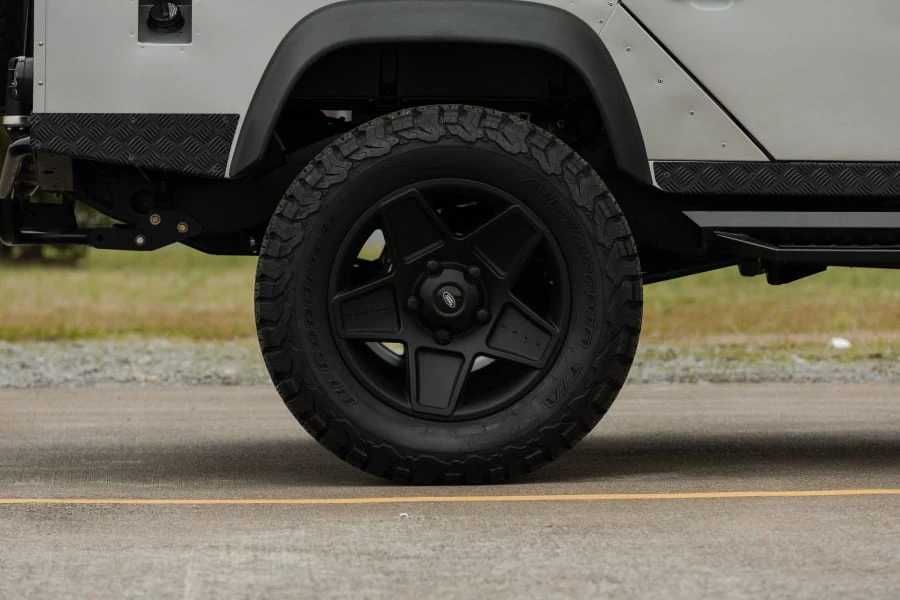 1990 Land Rover Defender - Image 17 of 31