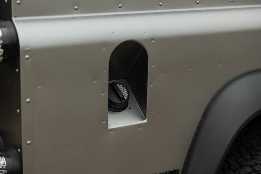 1990 Land Rover Defender - Image 15 of 31