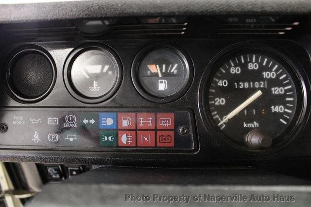 1990 Land Rover Defender 90 - Image 9 of 20