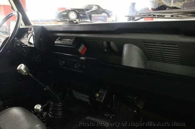 1990 Land Rover Defender 90 - Image 16 of 20