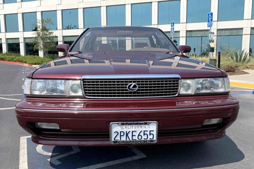 1990 Lexus ES 1st Gen - Image 2 of 6