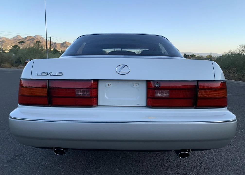 1990 Lexus LS 1st Gen - Image 5 of 5