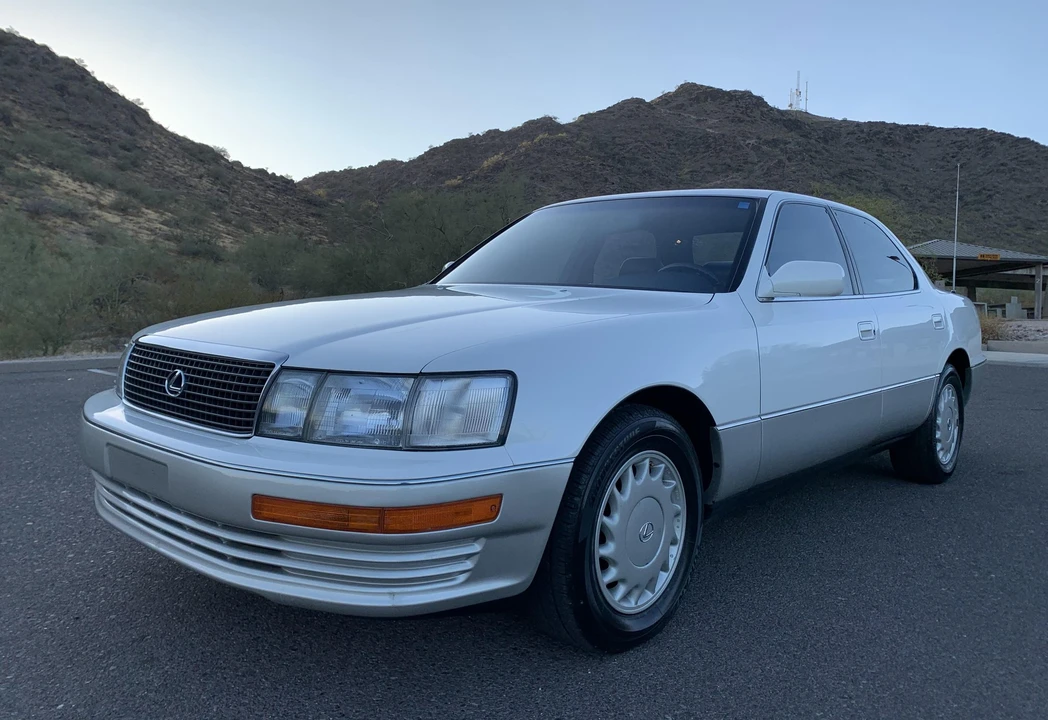1990 Lexus LS 1st Gen - Image 2 of 5