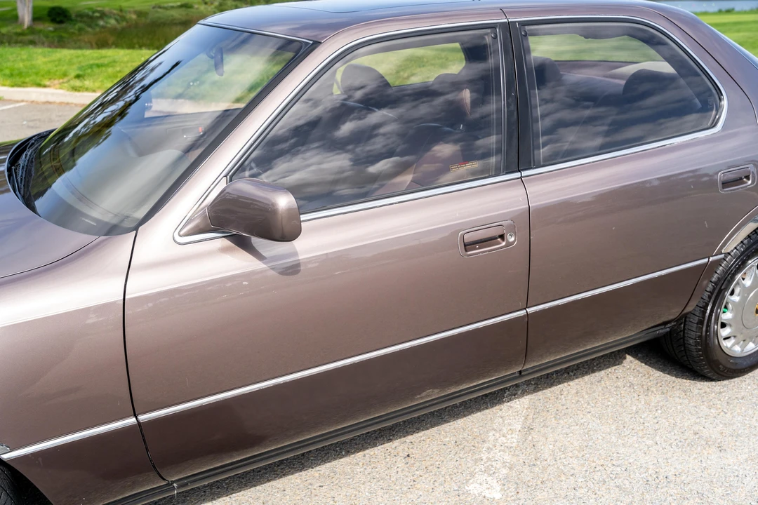 1990 Lexus LS 1st Gen - Image 22 of 31