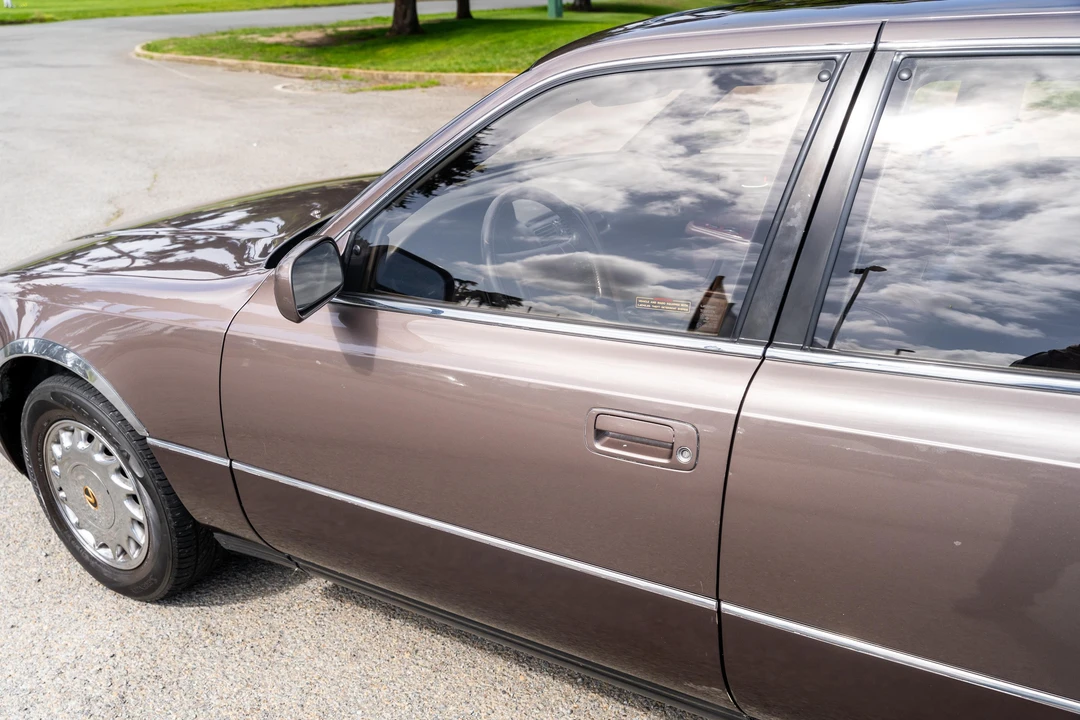 1990 Lexus LS 1st Gen - Image 23 of 31