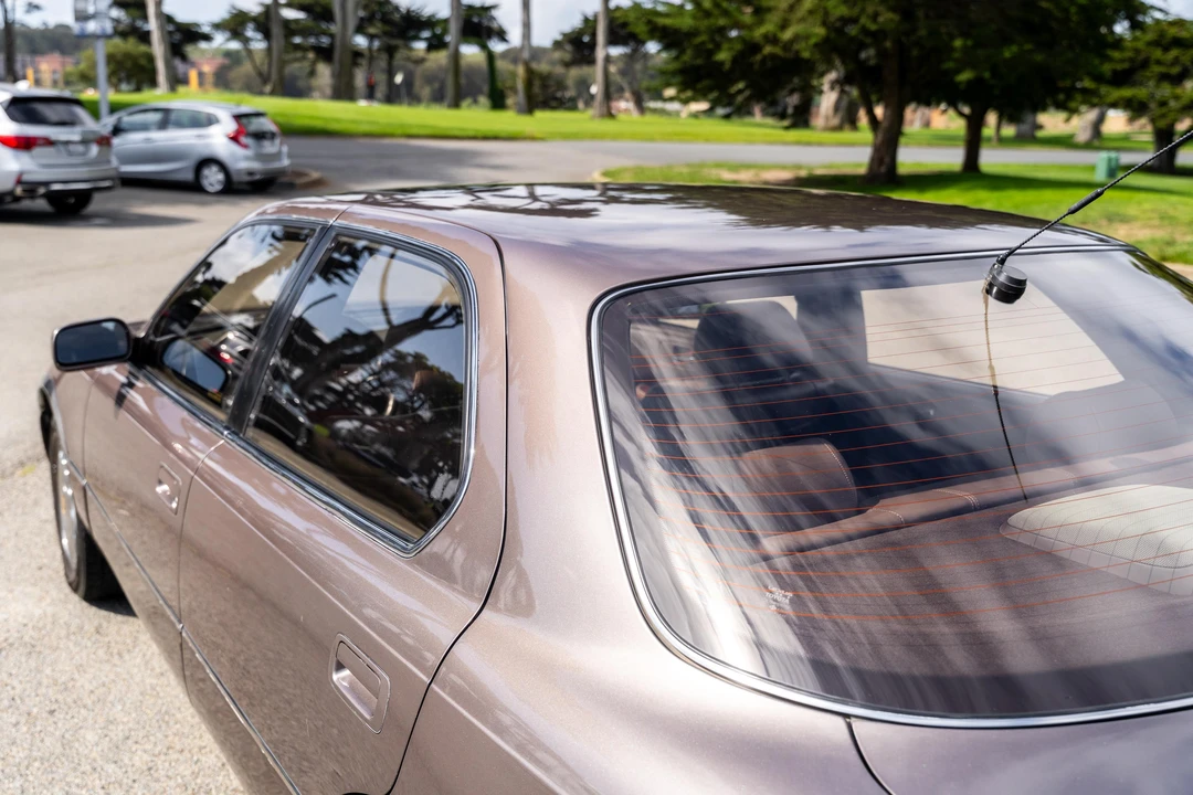 1990 Lexus LS 1st Gen - Image 26 of 31