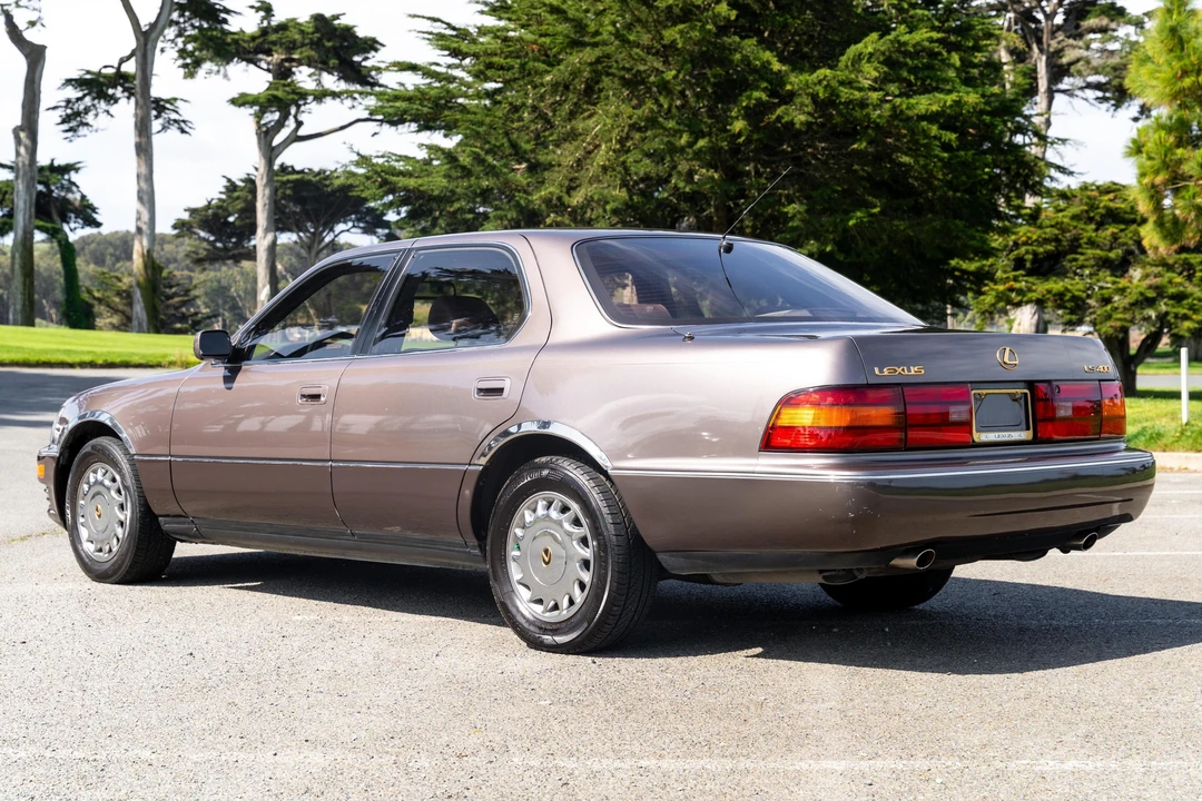 1990 Lexus LS 1st Gen - Image 4 of 31