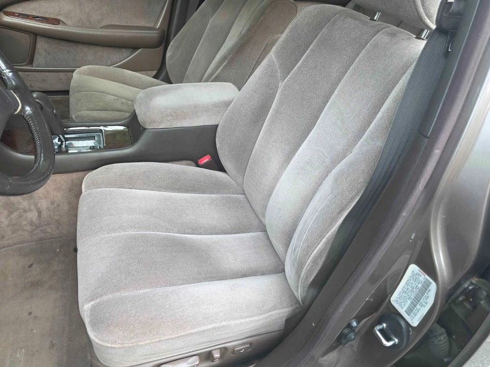 1990 Lexus LS 1st Gen - Image 10 of 31