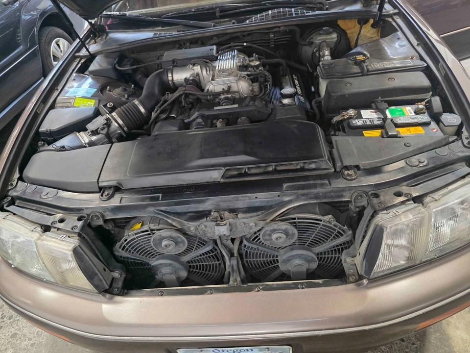 1990 Lexus LS 1st Gen - Image 22 of 31