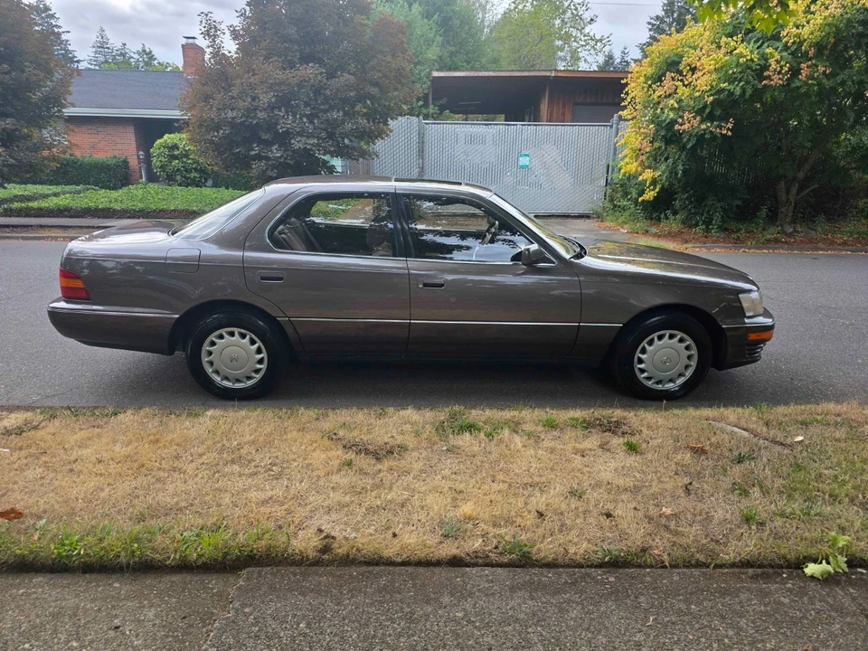 1990 Lexus LS 1st Gen - Image 6 of 31