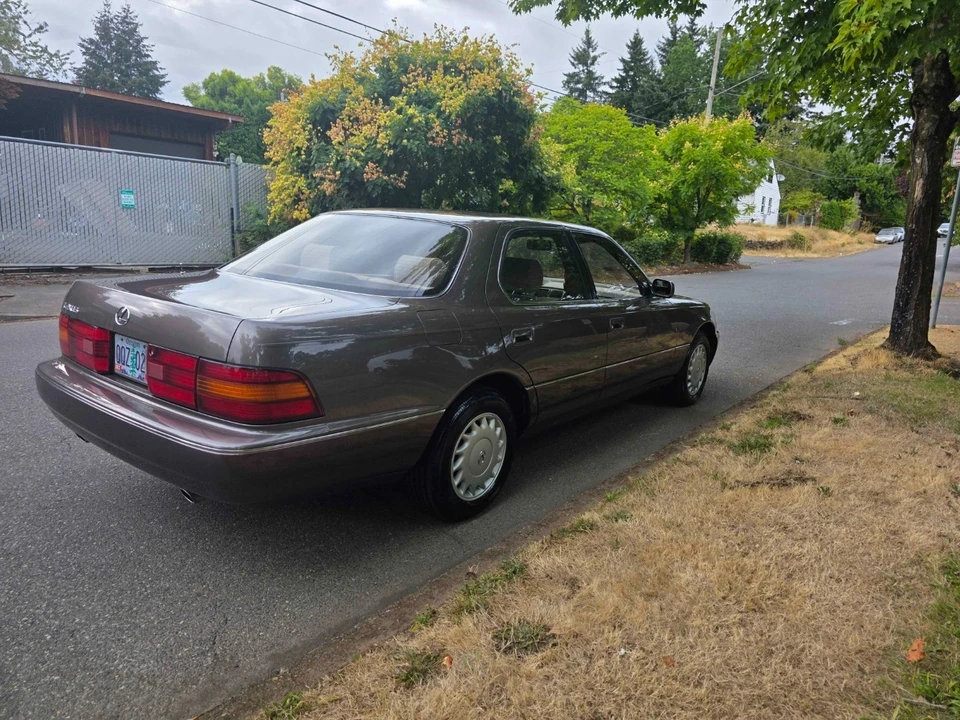 1990 Lexus LS 1st Gen - Image 5 of 31