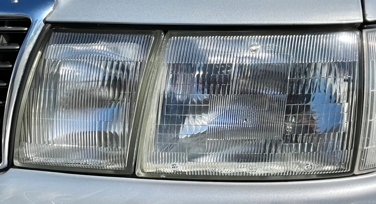 1990 Lexus LS 1st Gen - Image 21 of 31