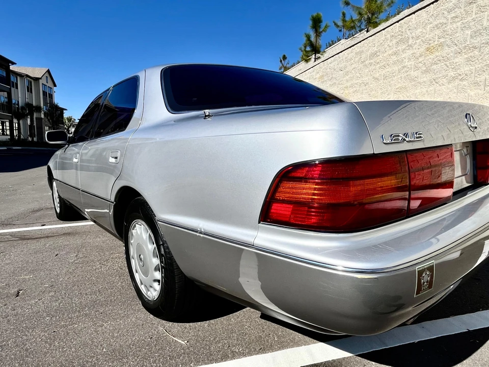 1990 Lexus LS 1st Gen - Image 8 of 31