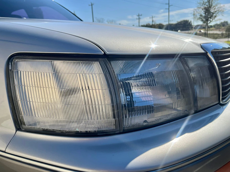 1990 Lexus LS 1st Gen - Image 15 of 31