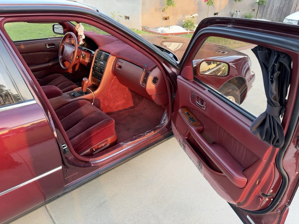 1990 Lexus LS 1st Gen - Image 17 of 31