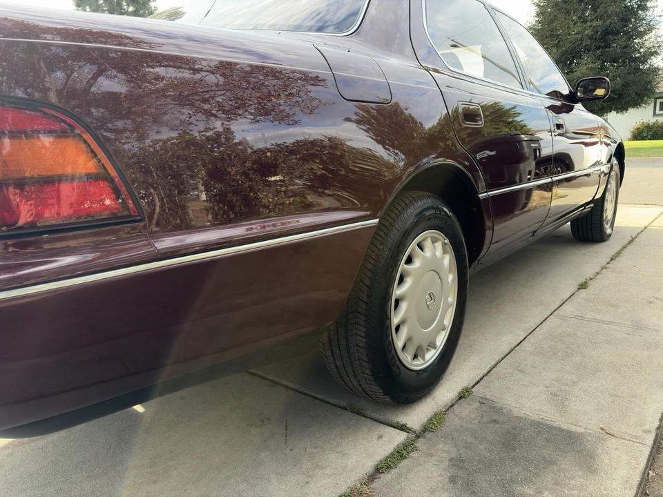 1990 Lexus LS 1st Gen - Image 10 of 31