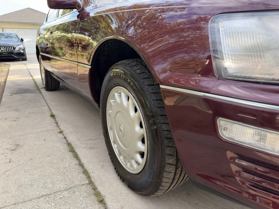 1990 Lexus LS 1st Gen - Image 9 of 31