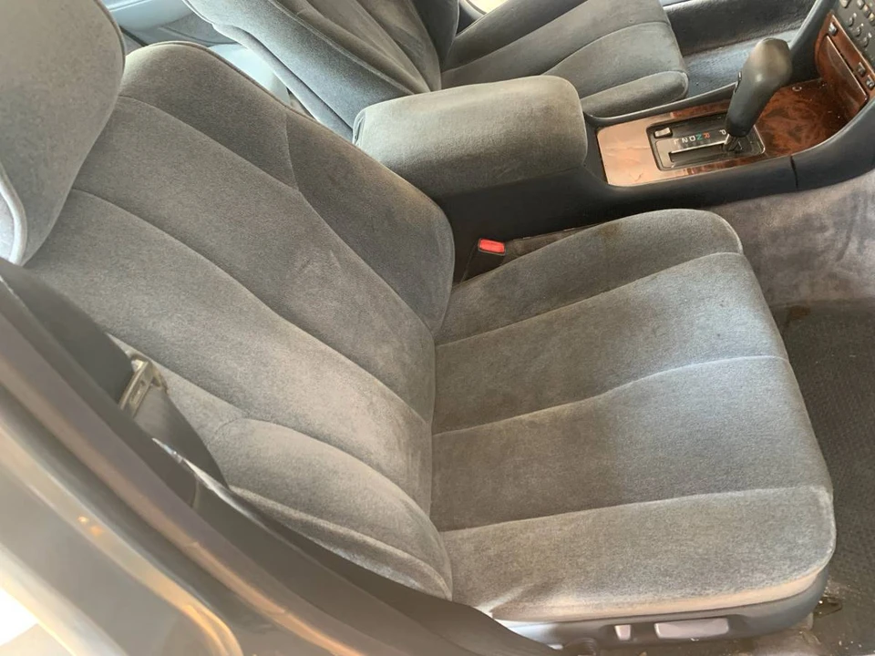 1990 Lexus LS 1st Gen - Image 10 of 17