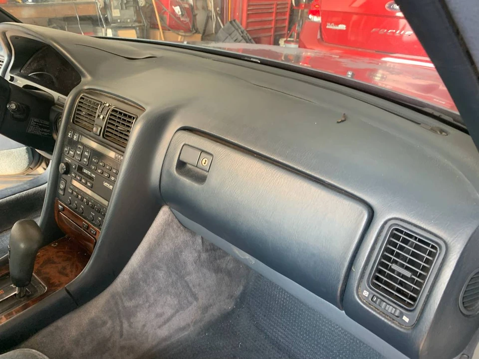 1990 Lexus LS 1st Gen - Image 13 of 17
