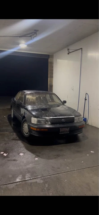 1990 Lexus LS 1st Gen - Image 4 of 5