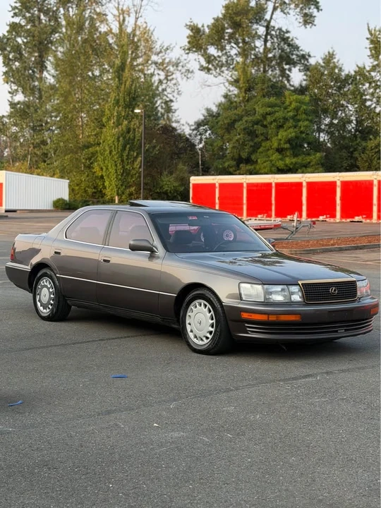 1990 Lexus LS 1st Gen - Image 3 of 14