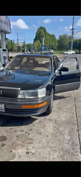 1990 Lexus LS 400