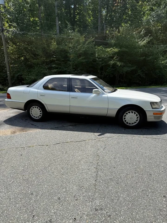1990 Lexus LS 1st Gen - Image 4 of 20