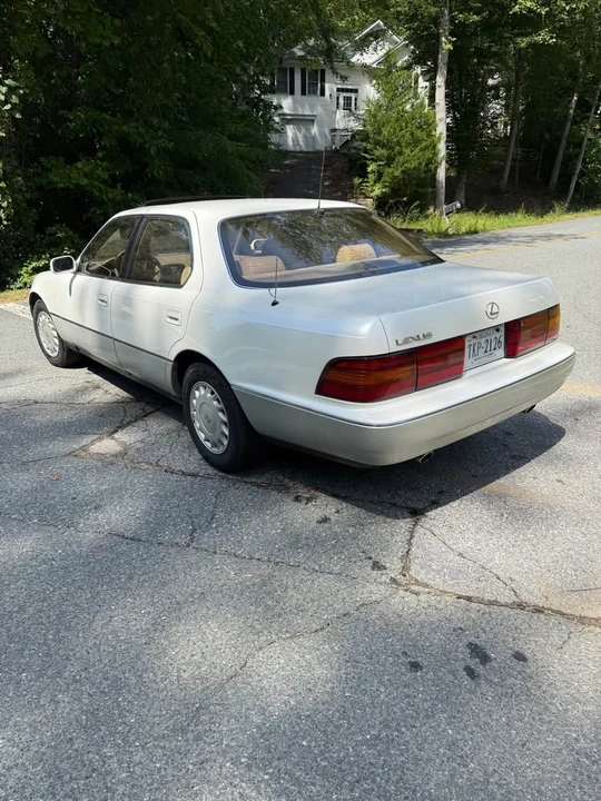 1990 Lexus LS 1st Gen - Image 7 of 20
