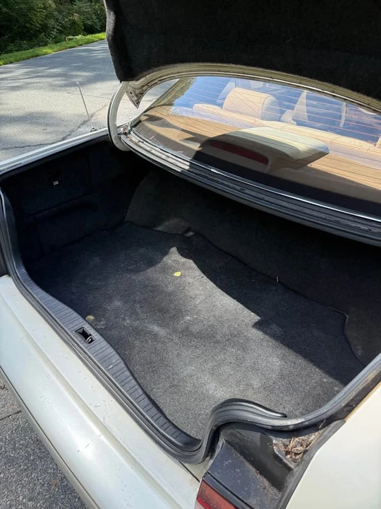 1990 Lexus LS 1st Gen - Image 14 of 20
