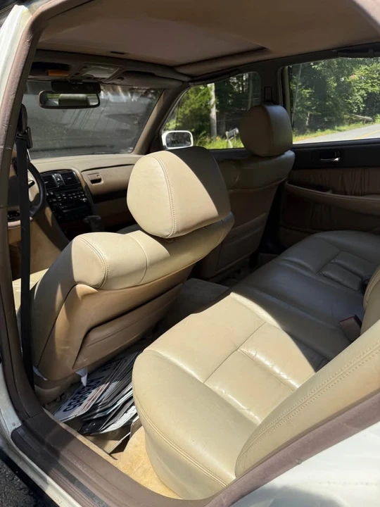 1990 Lexus LS 1st Gen - Image 11 of 20