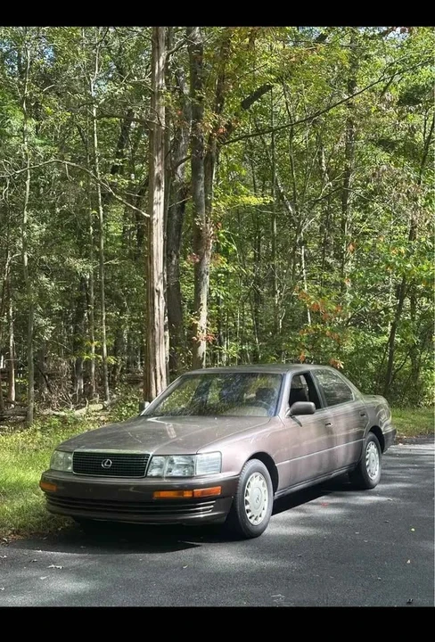 1990 Lexus LS 1st Gen - Image 3 of 11