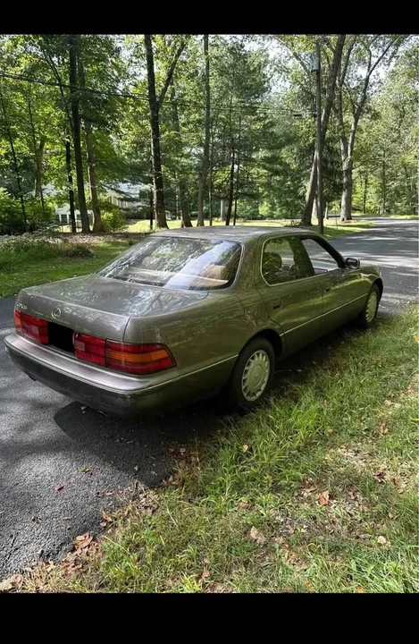 1990 Lexus LS 1st Gen - Image 6 of 11