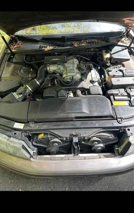 1990 Lexus LS 1st Gen - Image 11 of 11