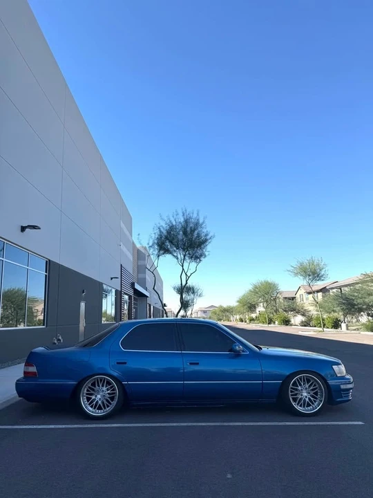 1990 Lexus LS 1st Gen - Image 5 of 16